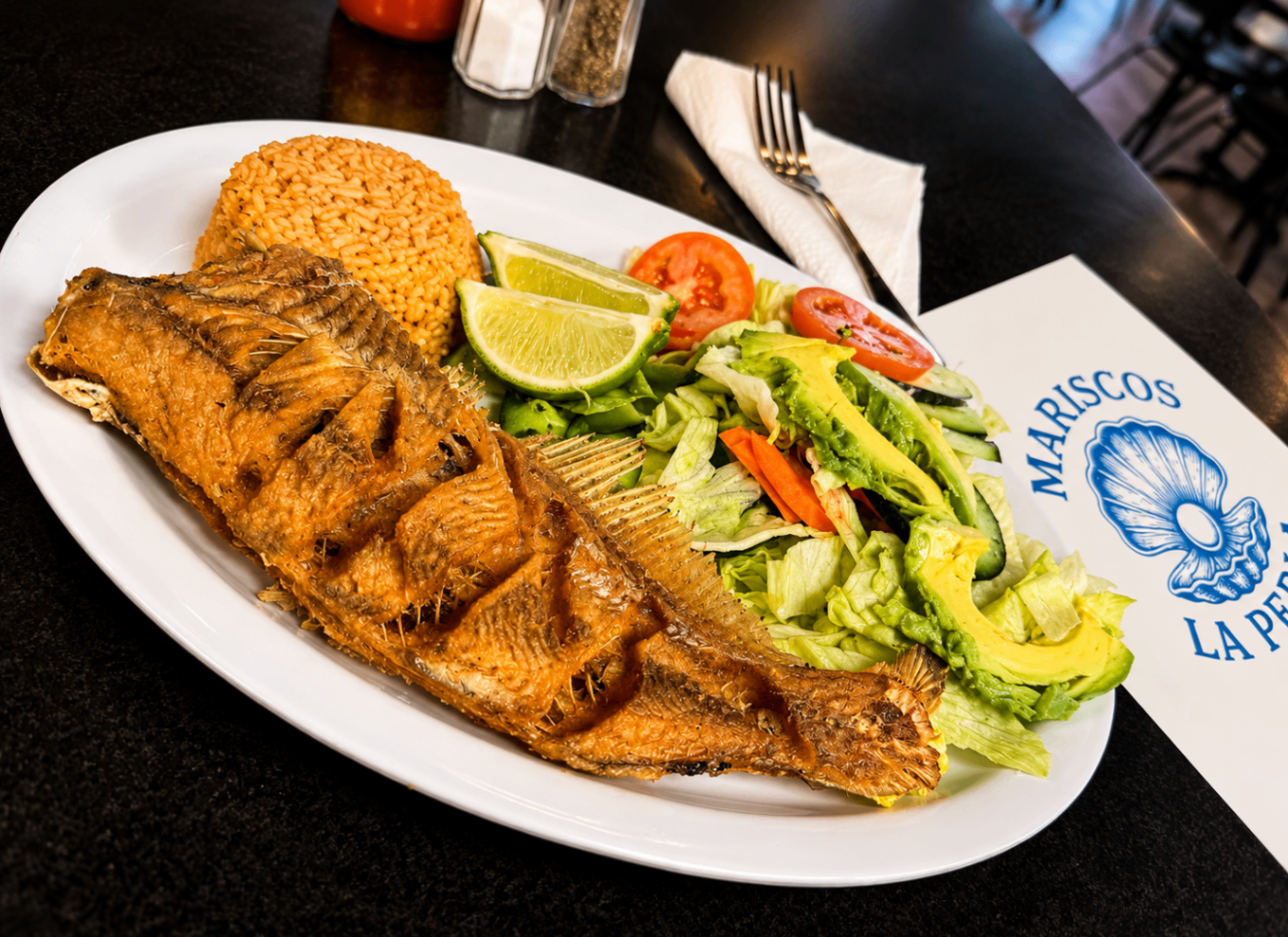Filete de Pescado — Mariscos La Perla